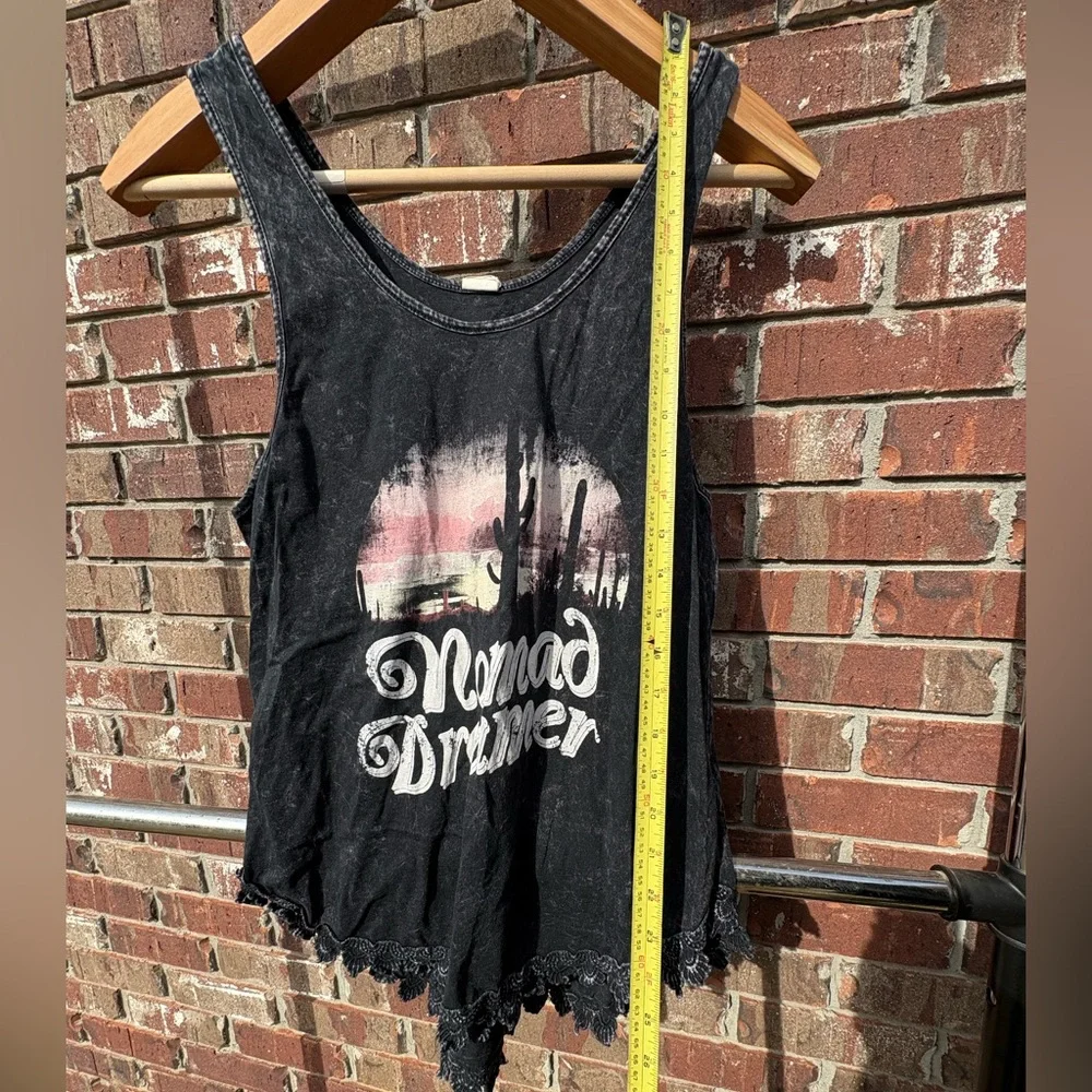 Desert Western style tank top - Picture 4 of 4